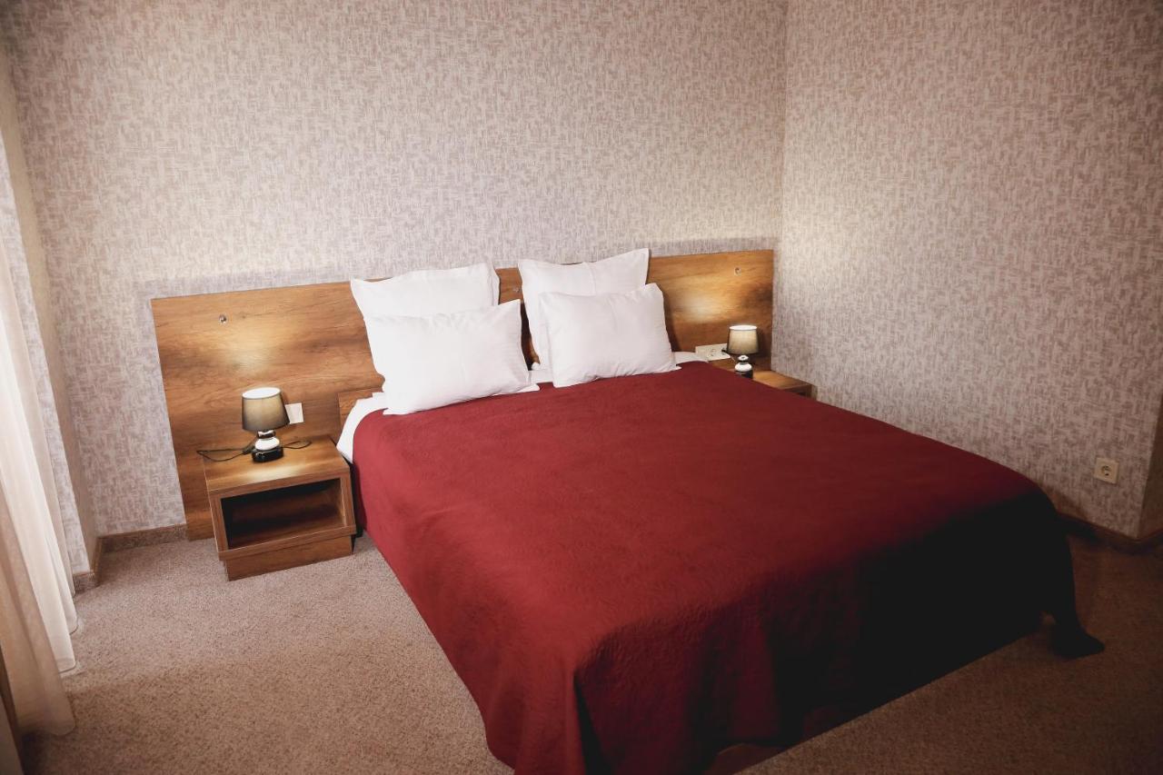 Hotel King David The Builder Kutaisi Bagian luar foto