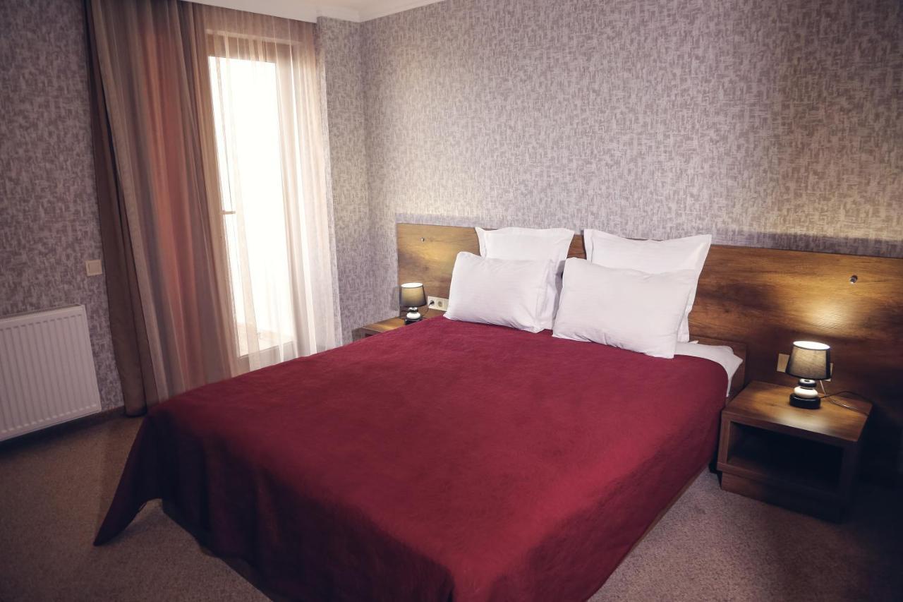 Hotel King David The Builder Kutaisi Bagian luar foto