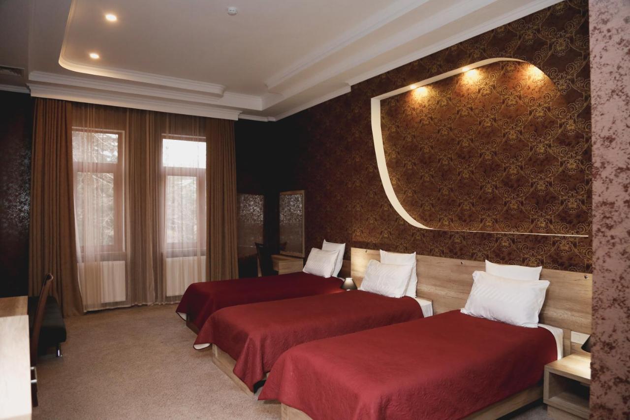 Hotel King David The Builder Kutaisi Bagian luar foto