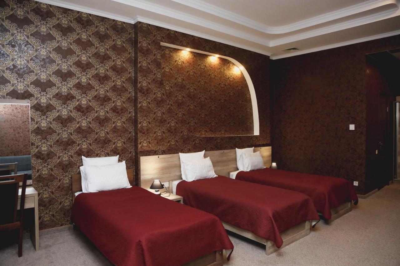 Hotel King David The Builder Kutaisi Bagian luar foto