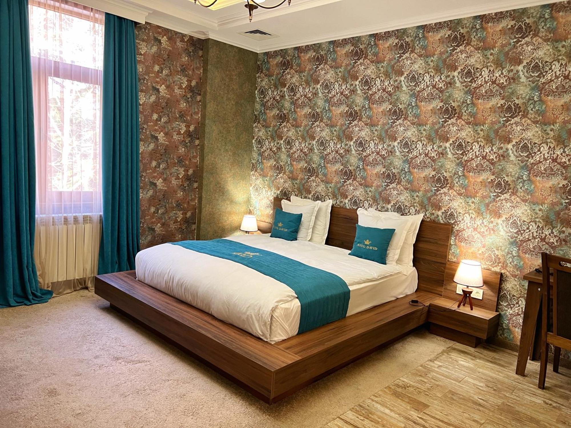 Hotel King David The Builder Kutaisi Bagian luar foto