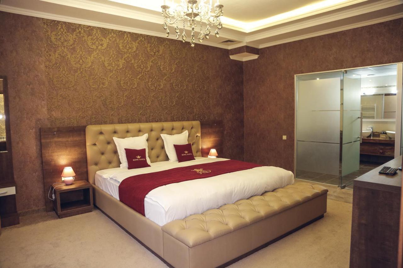 Hotel King David The Builder Kutaisi Bagian luar foto