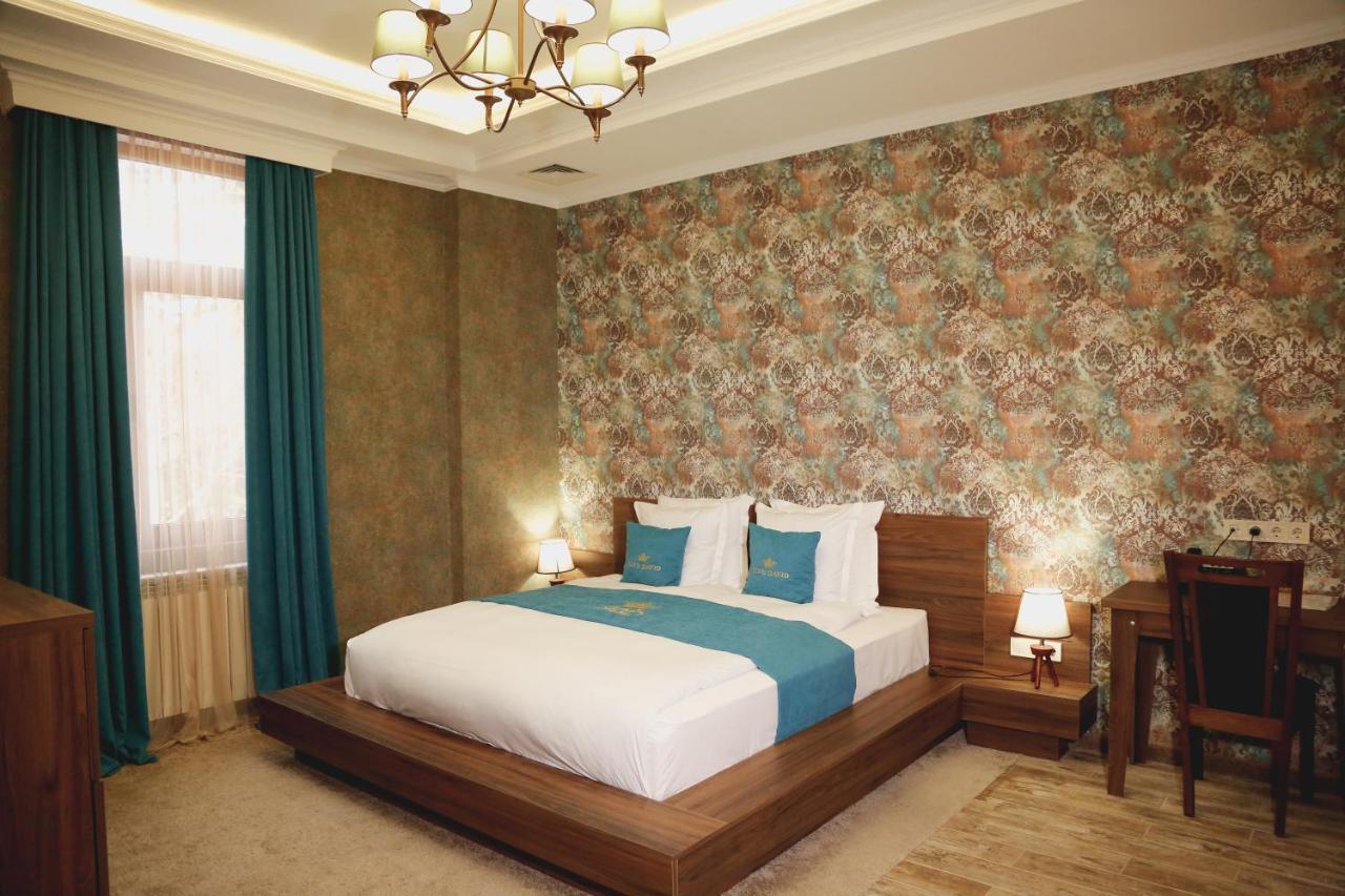 Hotel King David The Builder Kutaisi Bagian luar foto