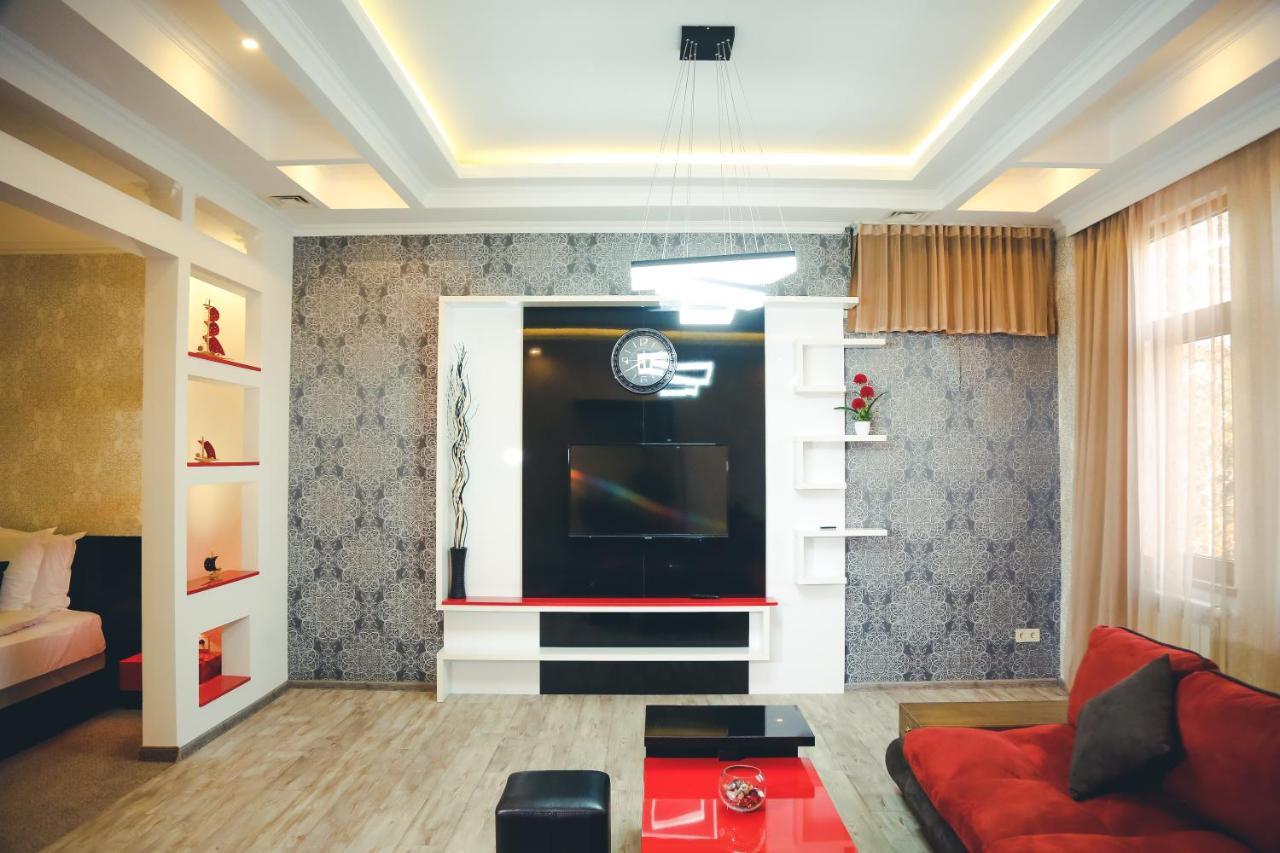 Hotel King David The Builder Kutaisi Bagian luar foto
