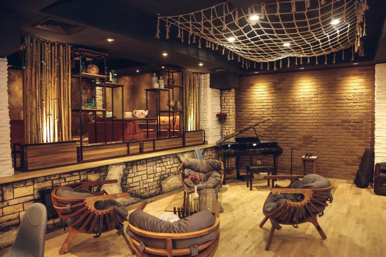 Hotel King David The Builder Kutaisi Bagian luar foto